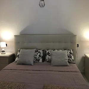 Elegante Monolocale Al Centro Del Paese Appartement