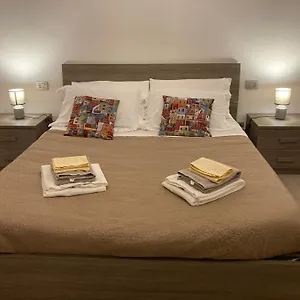 appartamento-delfina-la-spezia.hotelitalianriviera.com/